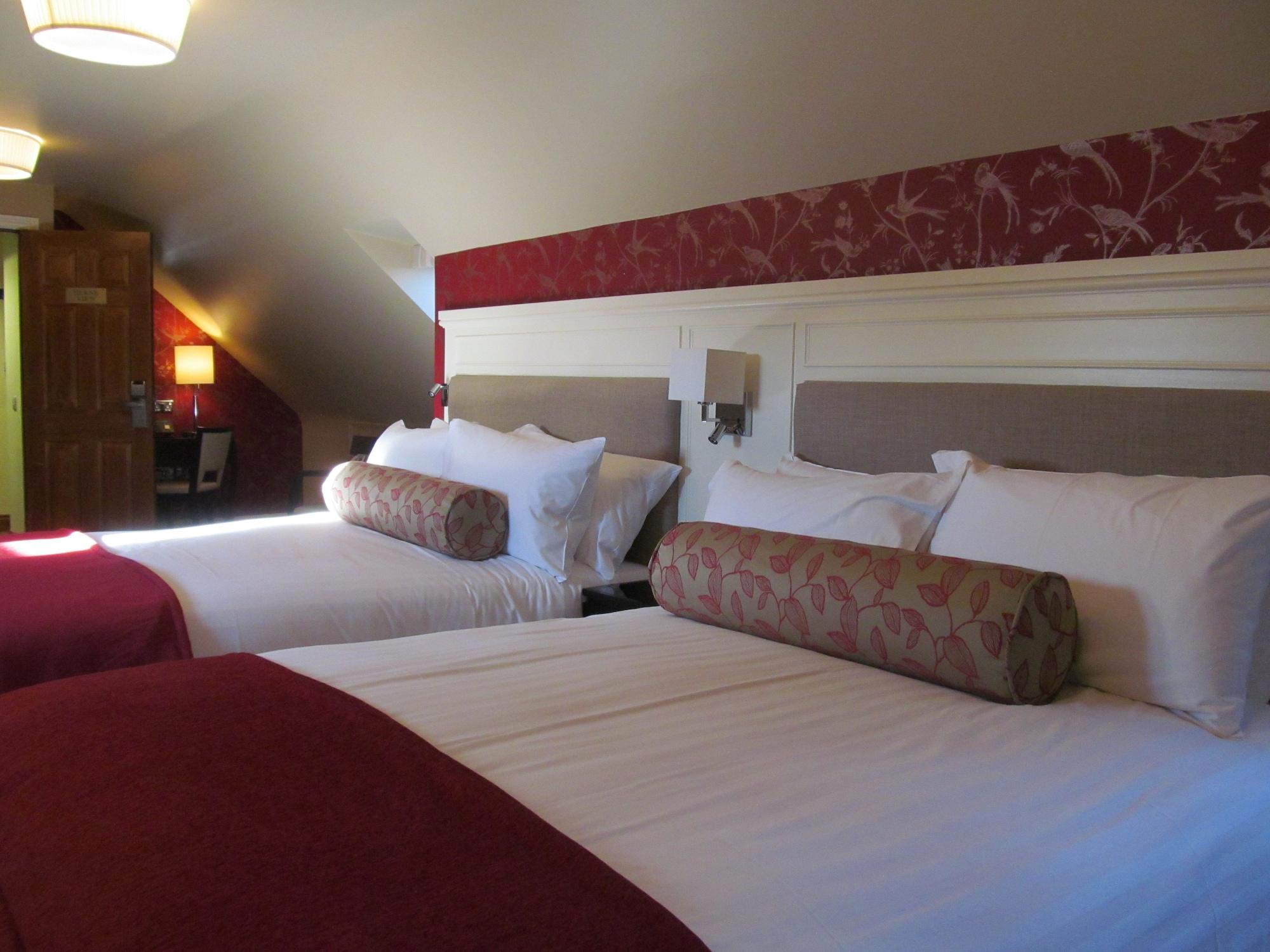 The Shrubbery Hotel, 3*