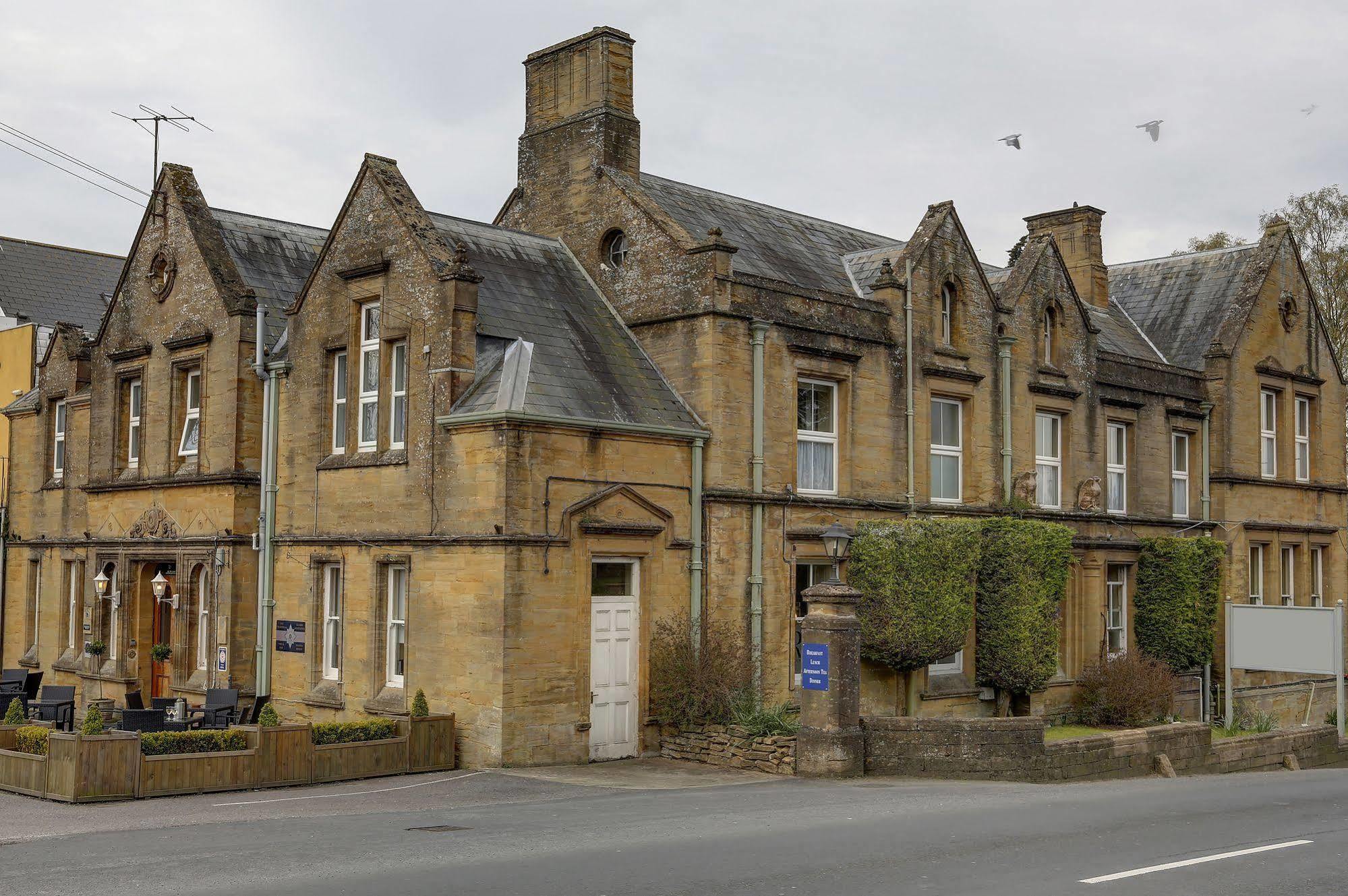 The Shrubbery Hotel, Hotel Ilminster